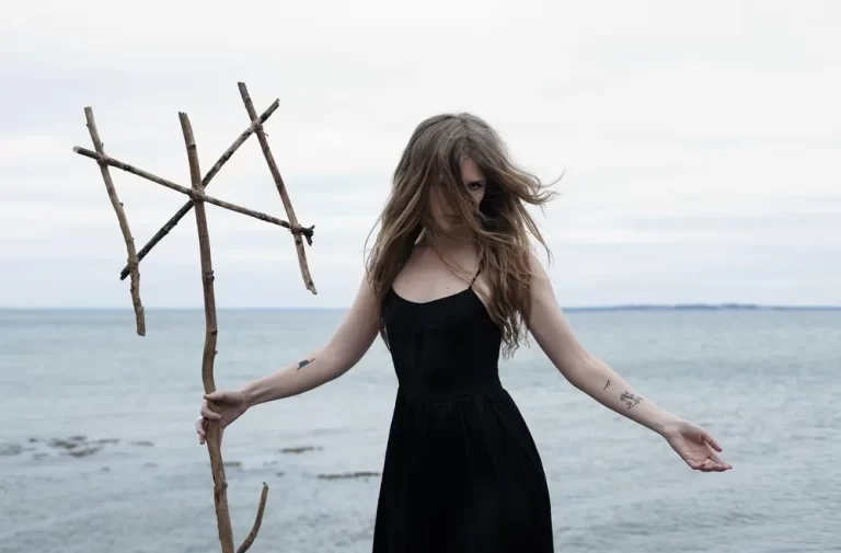 Myrkur