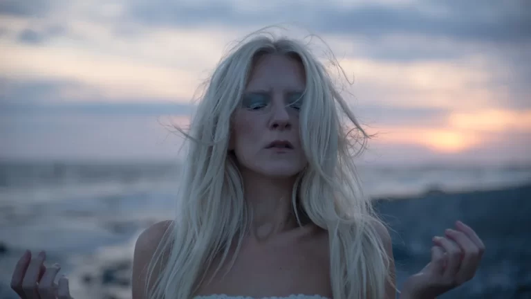 ionnalee surpreende e encanta fãs em primeiro show no Brasil