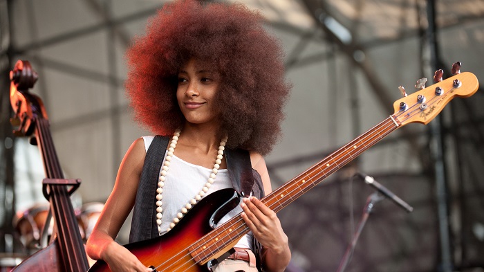 baixistas - esperanza spalding