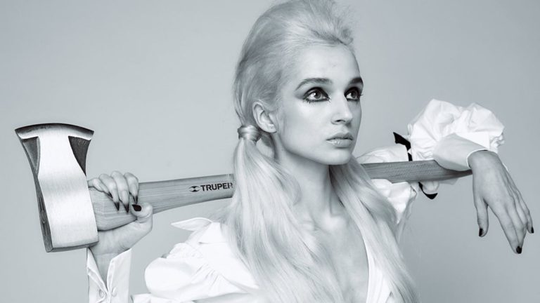 Poppy: de youtuber a rockstar